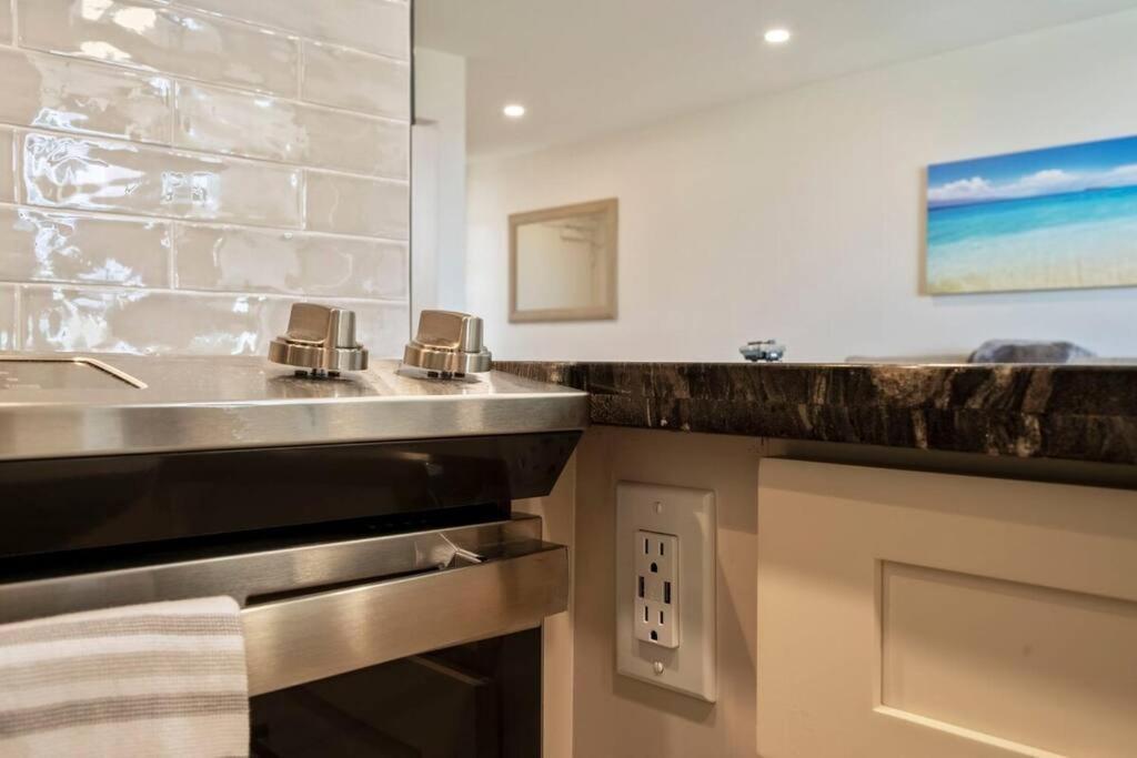 דירות Kahana Hale Ono Loa 403- Top Floor, Ocean View, & Complete Modern Remodel מראה חיצוני תמונה